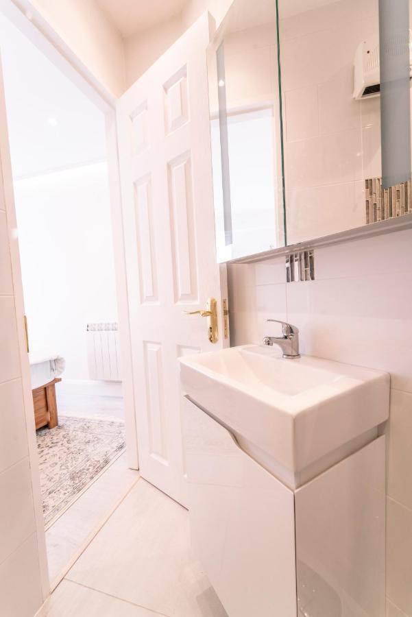 Luxurious Seaside Apartment Galway Zewnętrze zdjęcie